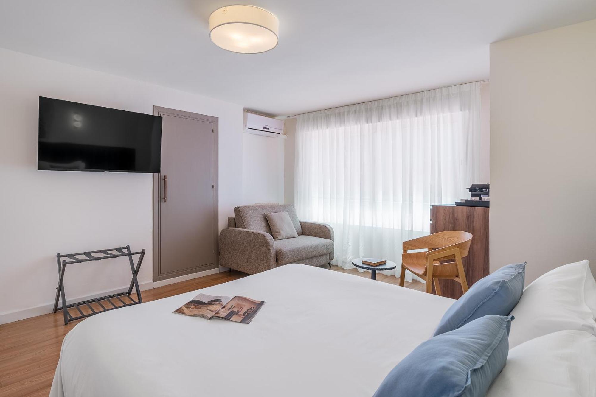 Classic Triple Room